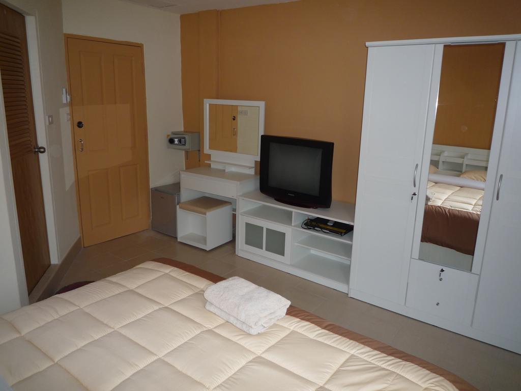 Marina Inn Pattaya Quarto foto